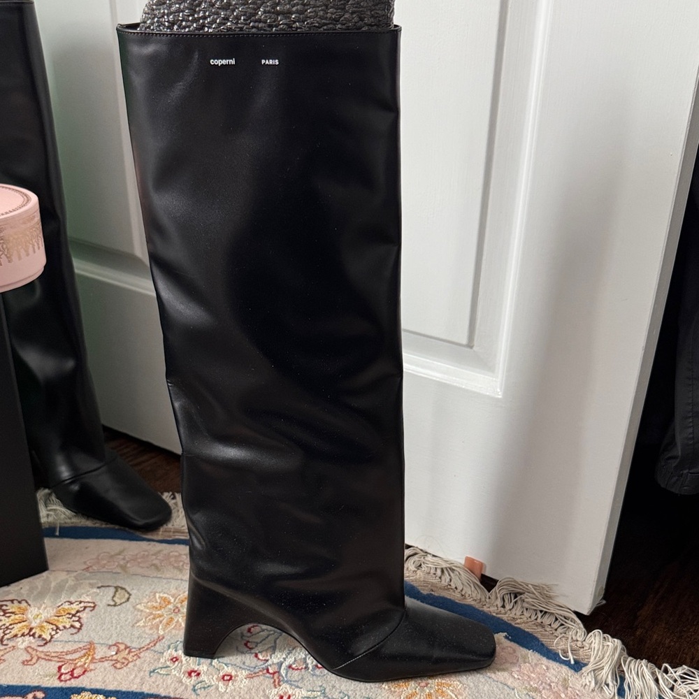 Coperni Black Leather Sculpted-Heel Knee Boots - Picture 1 of 1
